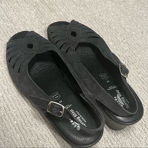 Spring Step Real Leather Upper P.U. Sole Black Sandals Size 42